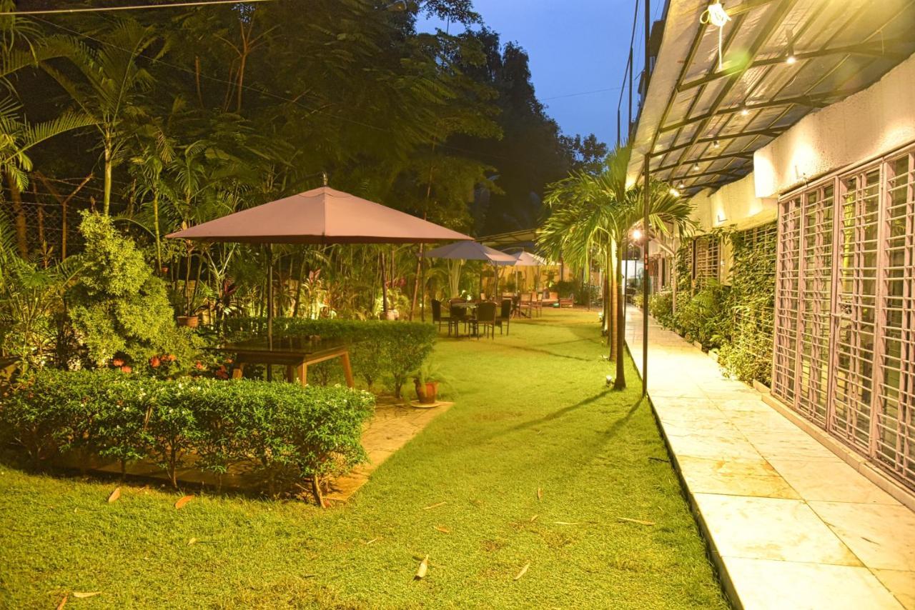 Royal Palms Luxury Service Apartment Nagpur Exterior photo