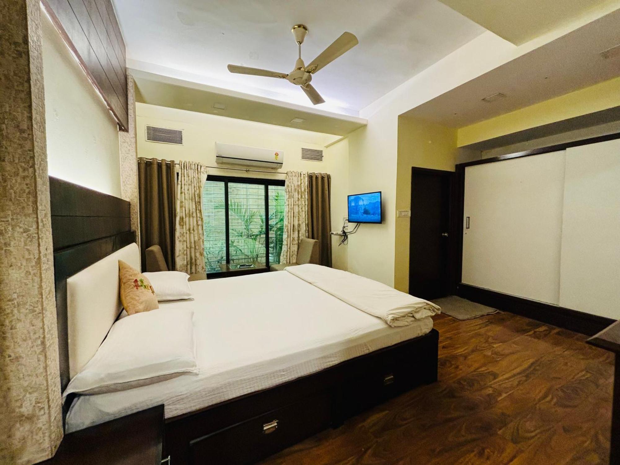 Royal Palms Luxury Service Apartment Nagpur Exterior photo