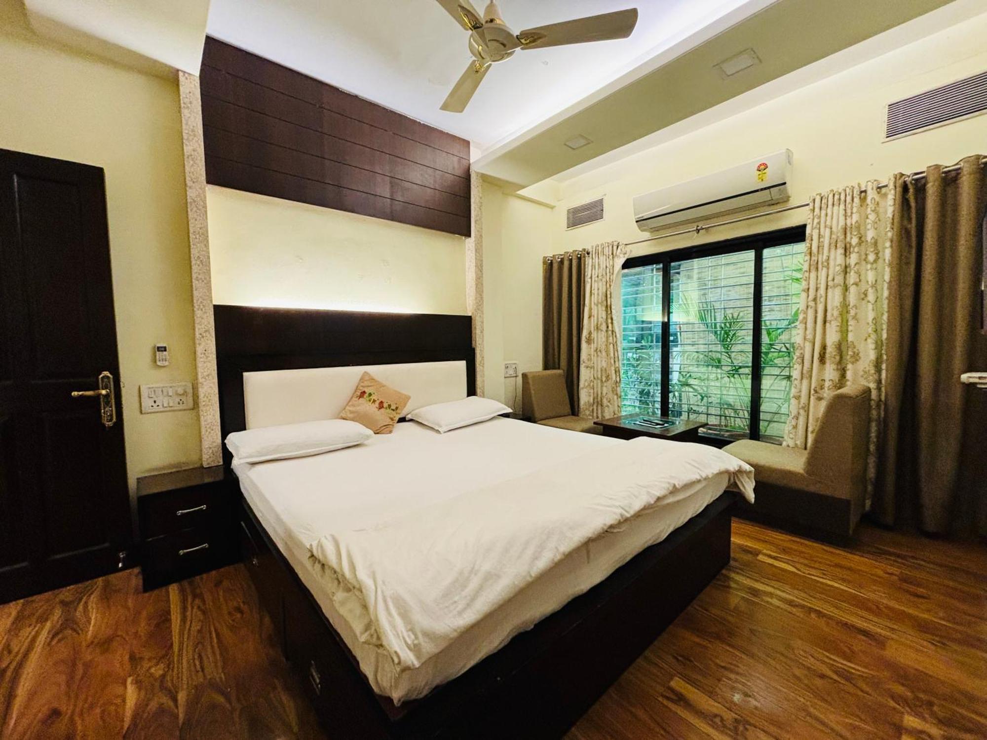 Royal Palms Luxury Service Apartment Nagpur Exterior photo
