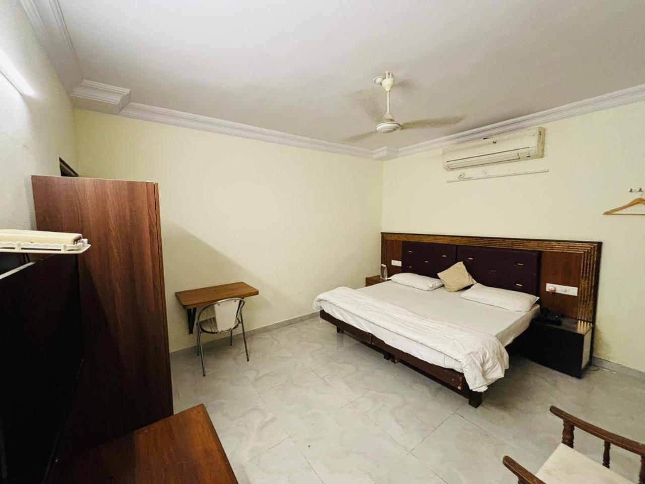 Royal Palms Luxury Service Apartment Nagpur Room photo